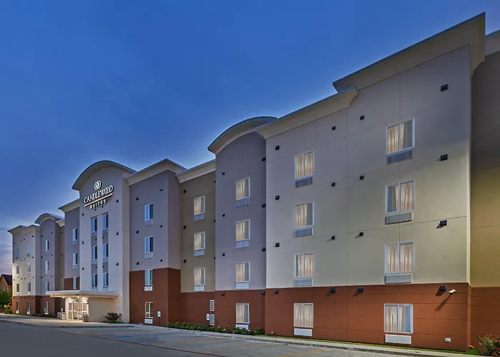 Pet Friendly hotel: Candlewood Suites - Houston - Pasadena By Ihg